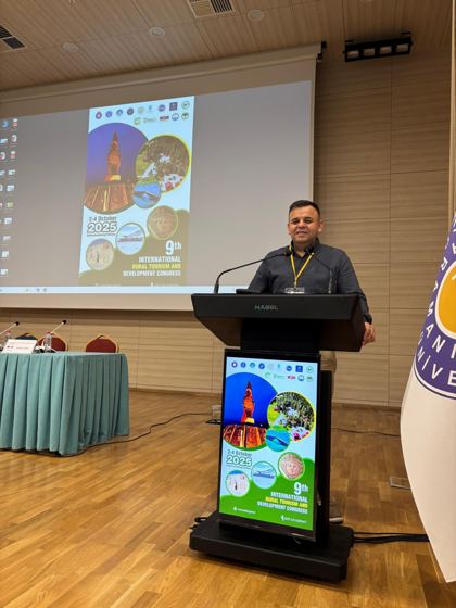 IRTAD 2025 kongresinde kürsüde